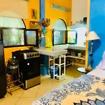 Casa Cereza Apartments